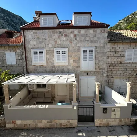 @Trstenik Trstenik  Exterior photo