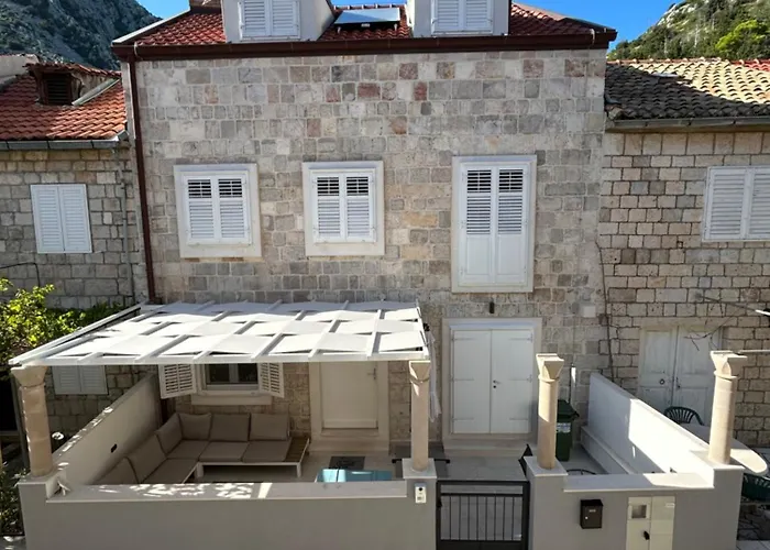 @Trstenik
